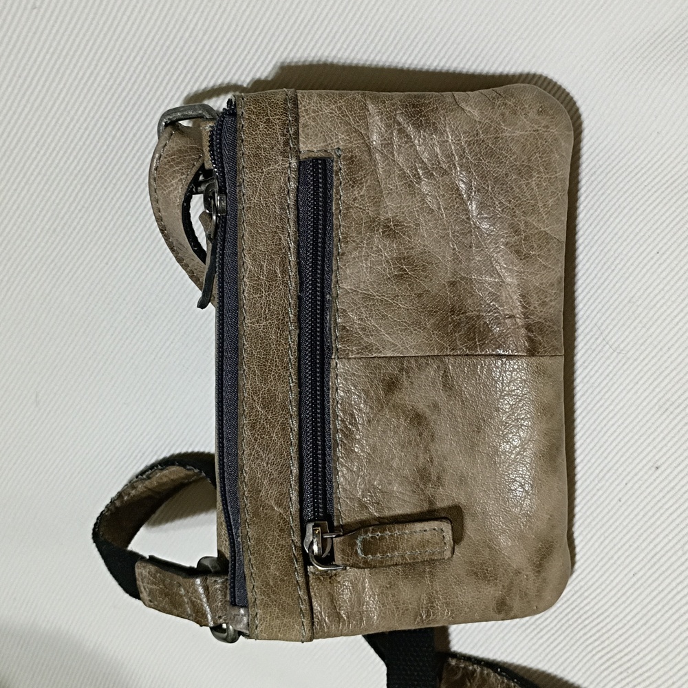 Jack Georges Rustic Crossbody - Picture 3 of 7
